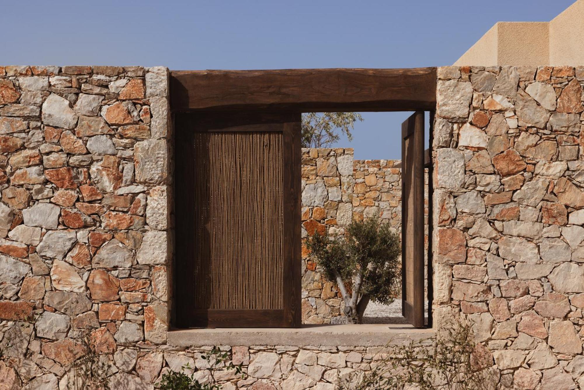 Gundari Hotel Petousis Exterior foto